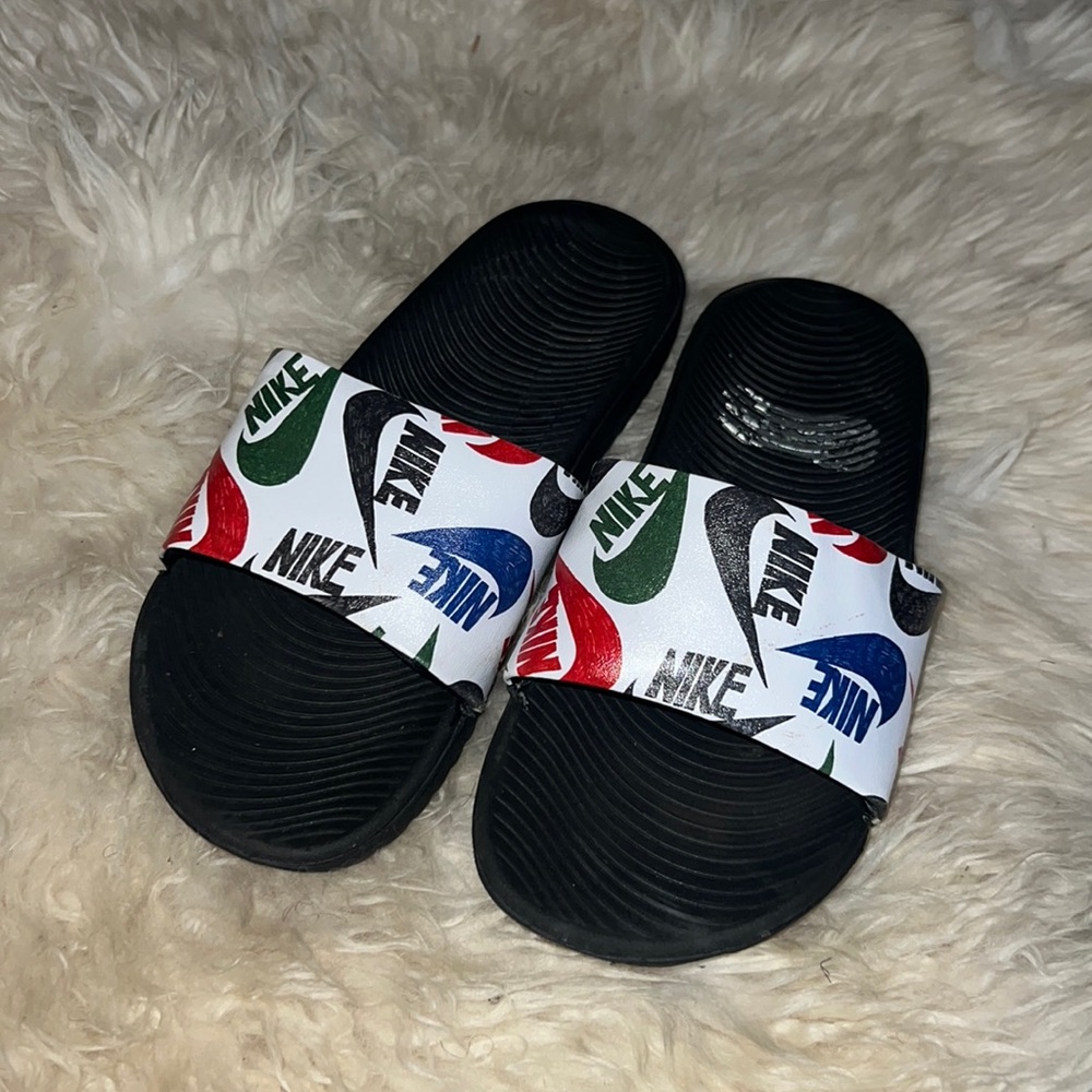 BOYS' NIKE LITTLE KID & BIG KID KAWA PRINT SPORT SLIDES